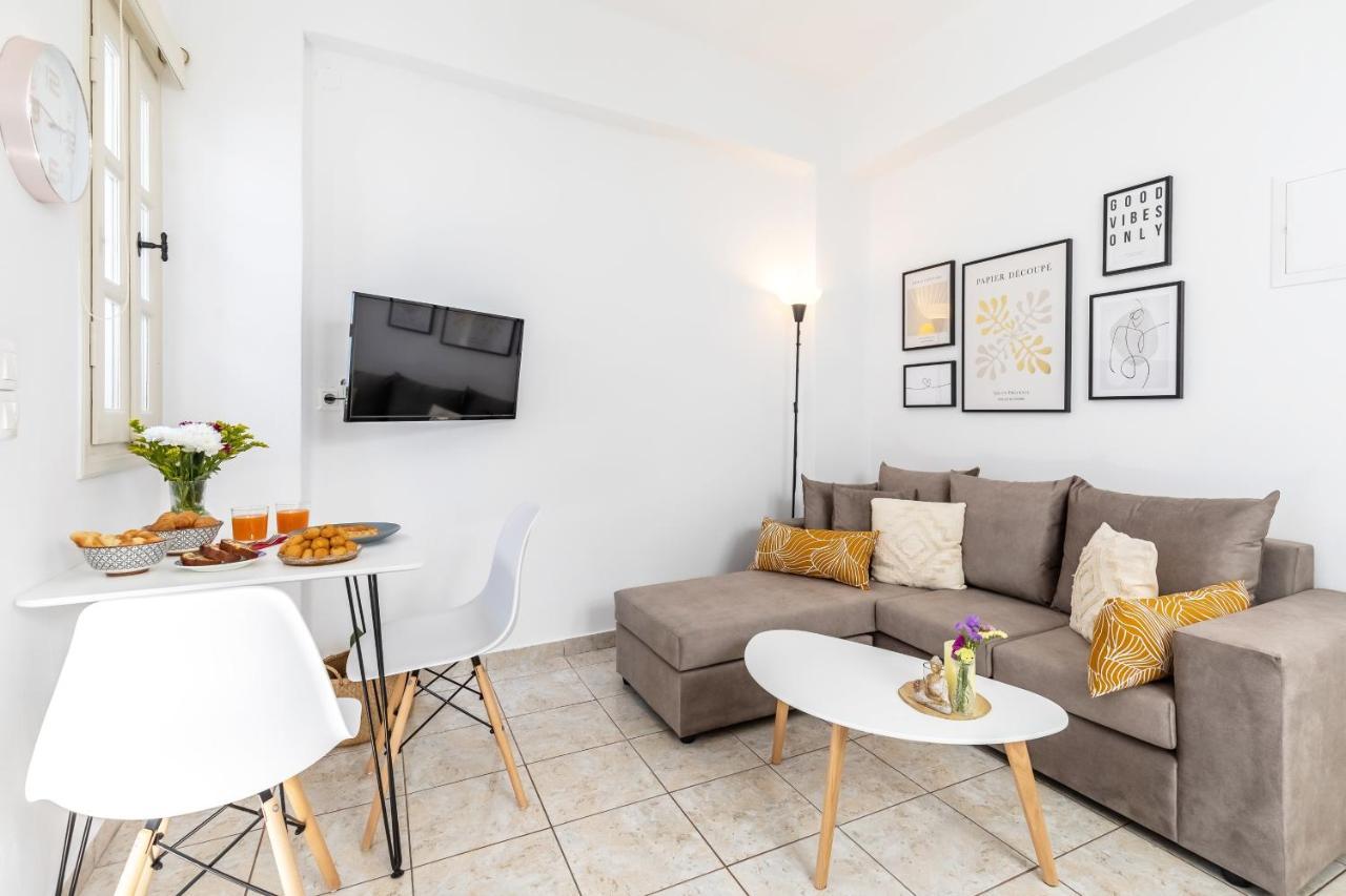 Jasmine Guesthouse Skopelos Town Bagian luar foto