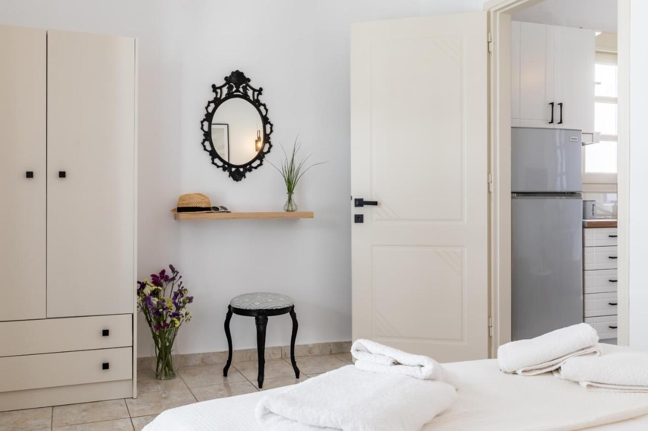 Jasmine Guesthouse Skopelos Town Bagian luar foto