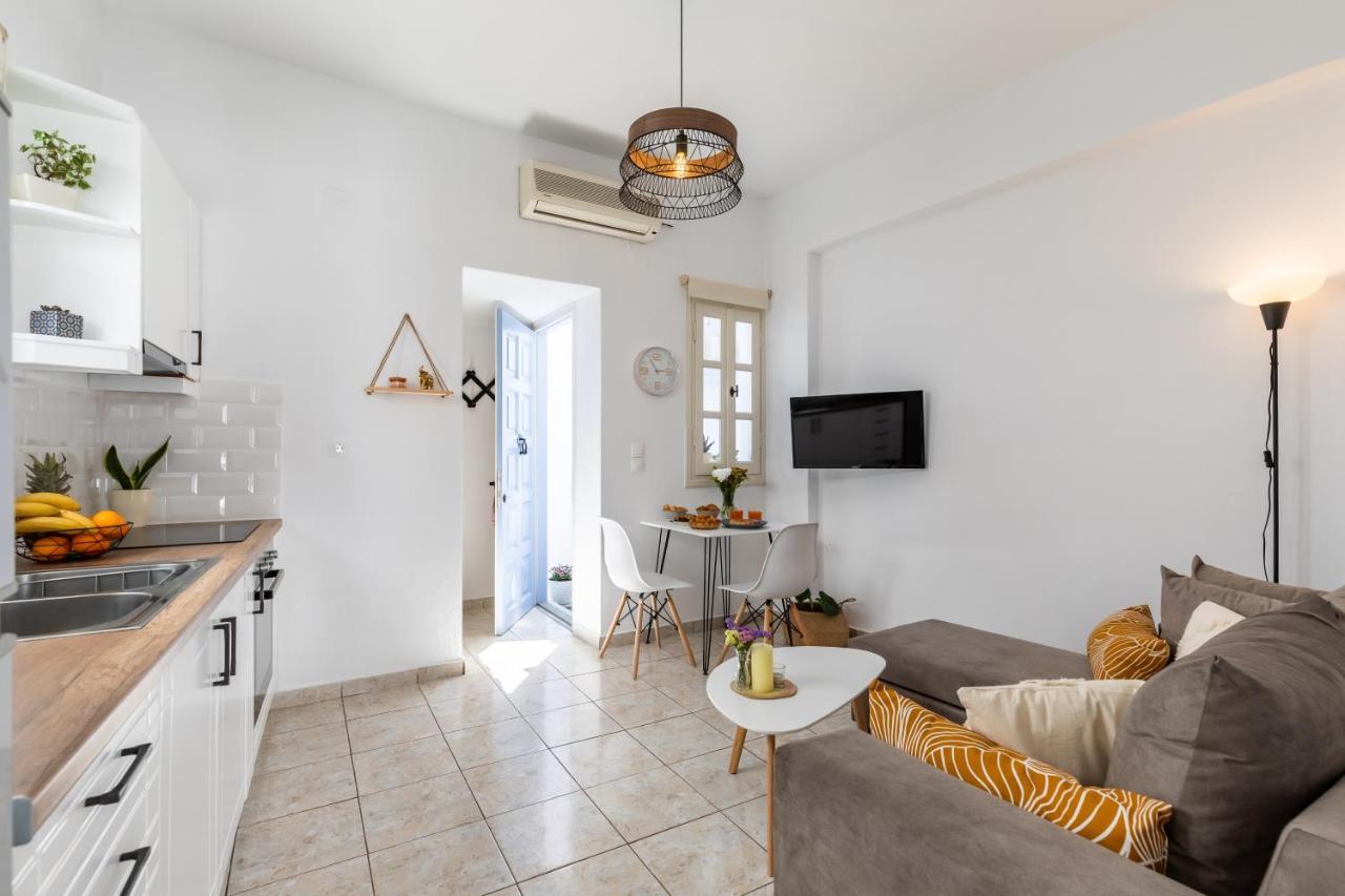 Jasmine Guesthouse Skopelos Town Bagian luar foto